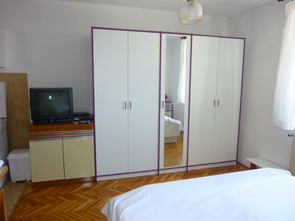 Studio Apartment Ozi Ровинь Экстерьер фото